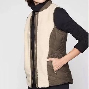 Athleta Responsible Down Puffer Vest